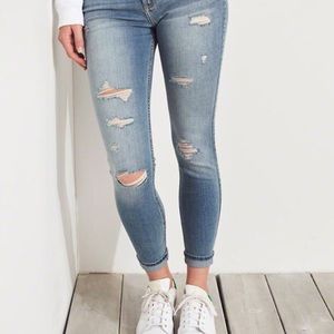 Hollister super skinny ripped jeans